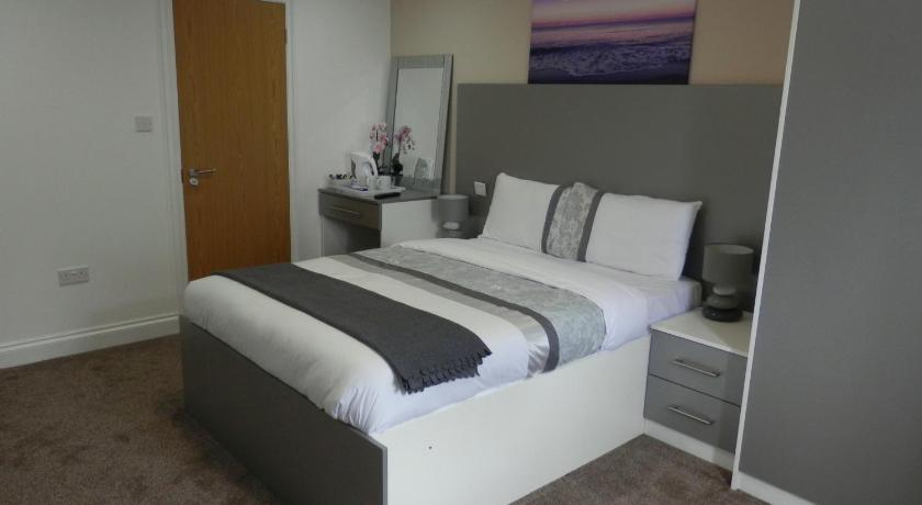 London Plus Heathrow B & B