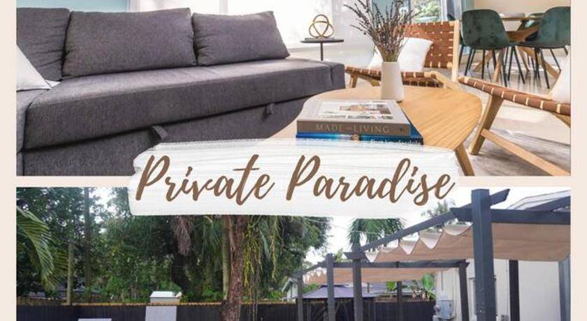 Escape & Enjoy w/ Jacuzzi + Patio, Fire Pit, Gym