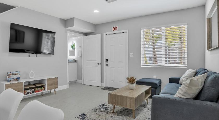 Sistrunk Shades Villas #3 - Brand New Townhomes Downtown Fort Lauderdale