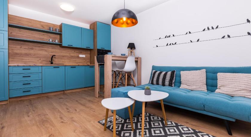 Netflix & WiFi FREE Dvojizbový byt blízko centra - 24h self check-in