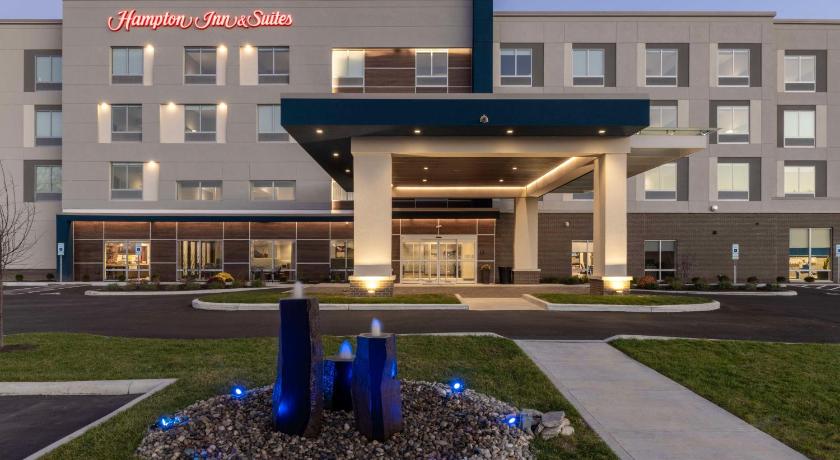 Hampton Inn Suites by Hilton Cincinnati West