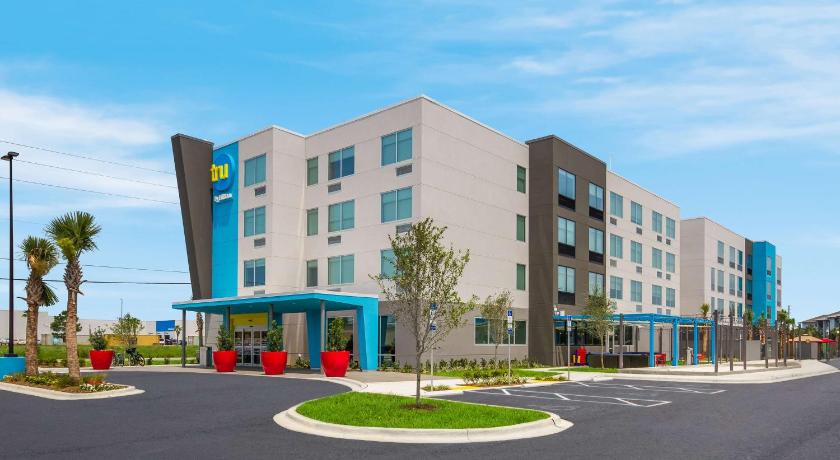 Tru by Hilton Destin
