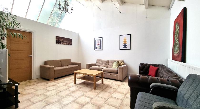 Heritage House Apartments