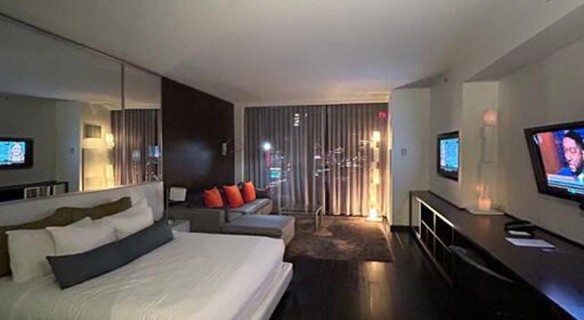 Amazing view 18th floor at Palms place Las Vegas