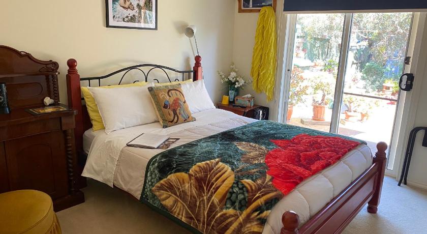 By the Bay short stays private suite 1 to 4 days