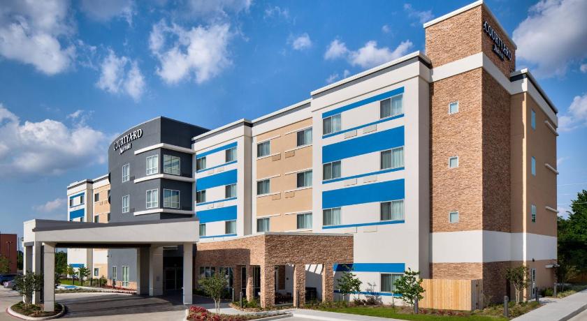 Courtyard Houston Northwest/Cypress