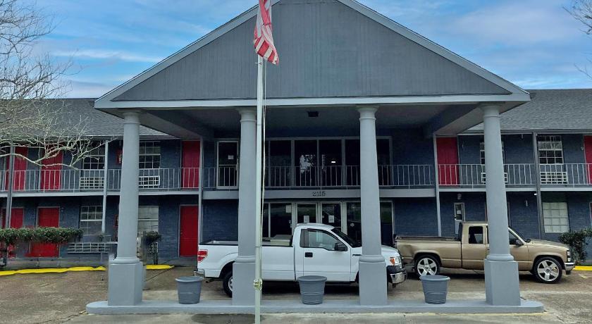 Red Carpet Inn Houma