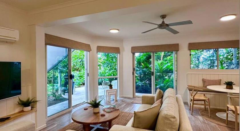 Sunrise Beach Holiday Apartment