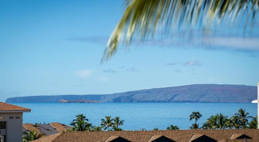 Top floor ocean view Maui Vista 3405