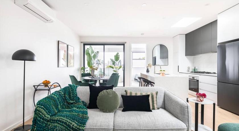 3 BedroomTownhouse-free parking