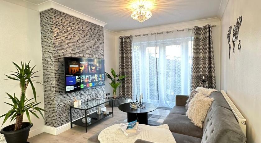Luxurious family home in West Midlands