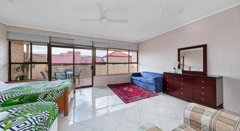 Tuggeranong Short Stay #10C - Sleeps 6
