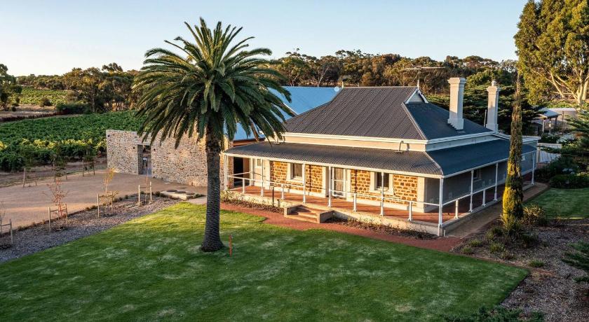 The Residence at Schubert Estate