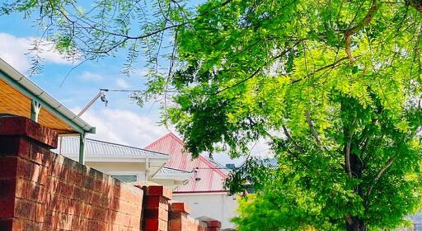 Luxury Hobart City Fringe Home