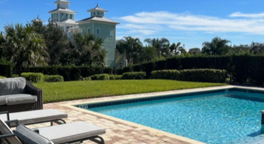 8 Bedroom Encore Home With Private Pool