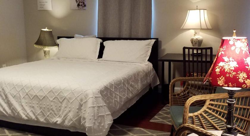 Fairmount House at The Mann Free Street Parking Quiet Spacious