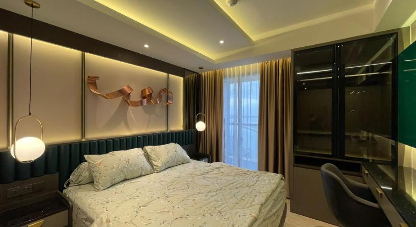 Gold Coast Apartemen PIK by Dluxx