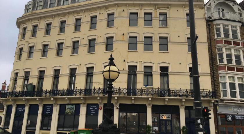 Imperial House "Serviced Apartments"