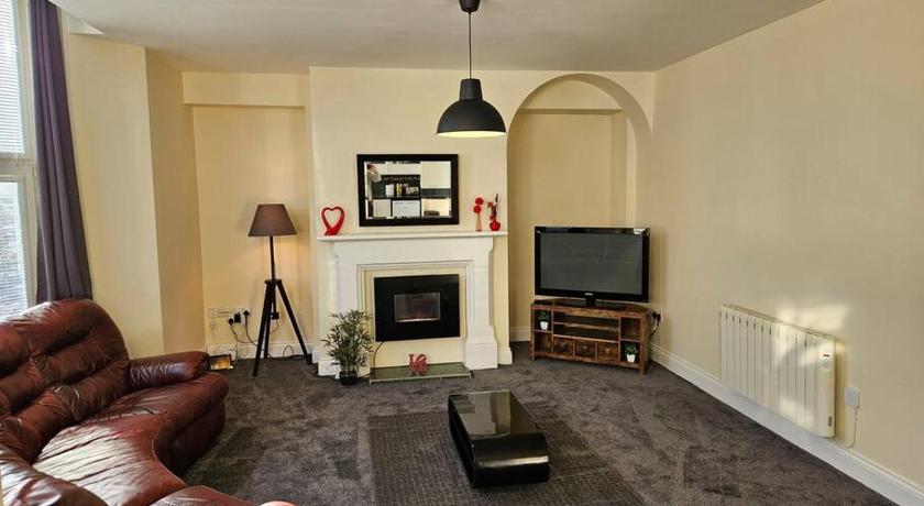 Carlisle City Centre. Spacious Apartment. Ideal location.