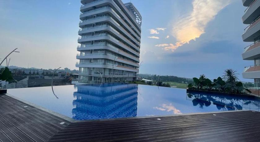 The Nove Apartment Kalani Tower Sea View