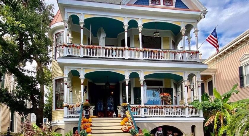 The Sealy House