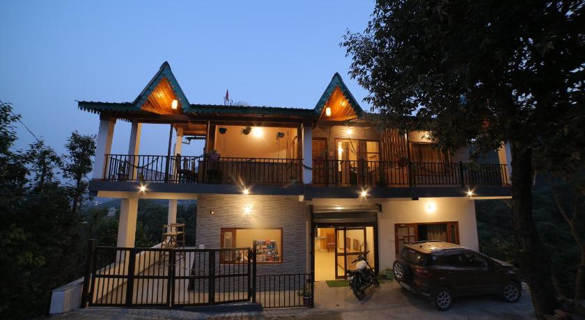 Best place to stay in Nainital - The Wooden Umbrella Near Kaichi Dhaam