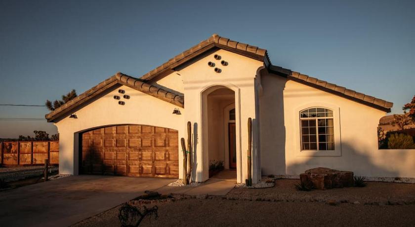 The Tiny Bungalow: Joshua Tree