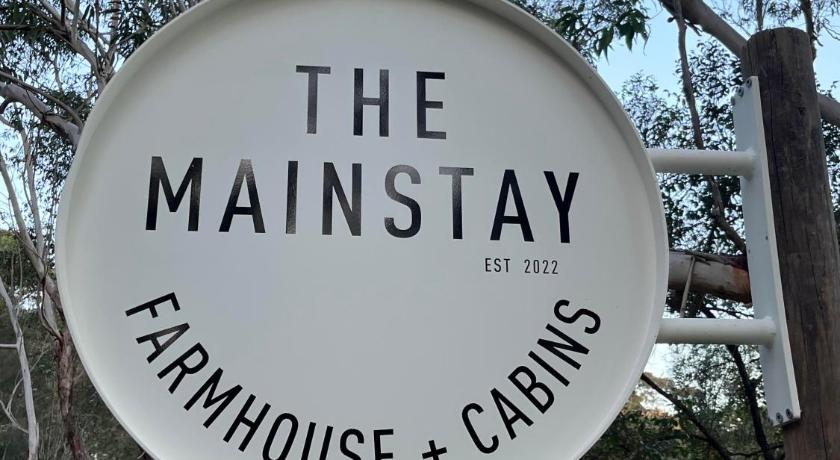 THE MAINSTAY Farmstay - book one of 4 houses or all 4, minutes to Seal Rocks!