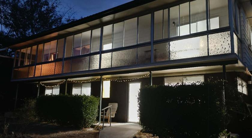 YnY Guest house