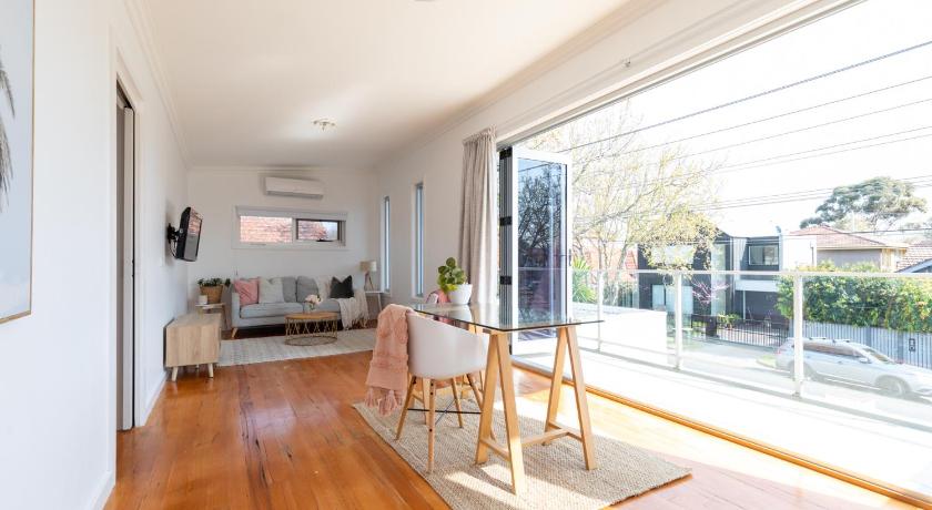 Elwood Star- Beachside Retreat