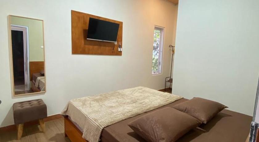 Resy home syariah dekat alun2 wonosobo