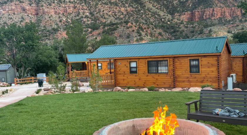 Zion Canyon Cabins