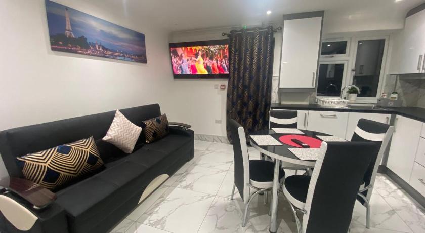THE ROYAL BOUTIQUE OXFORD LODGE by LONDON SLEEP 6