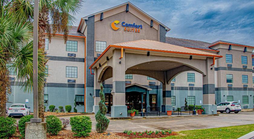 Comfort Suites Oil Center