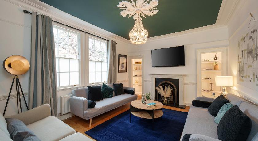 The Haze House - 4 Bed Townhouse