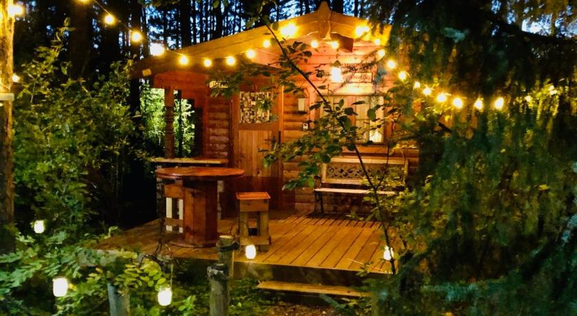 Fancy Fireflies Cabin