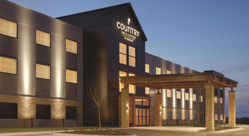 Country Inn & Suites by Radisson, Lawrence, KS