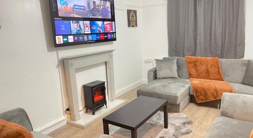 Hometel Digs Hidden Gem Large Comfy Home Can Sleep 15