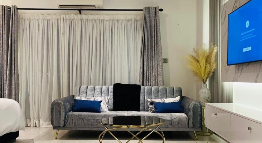 The Signature Apartments