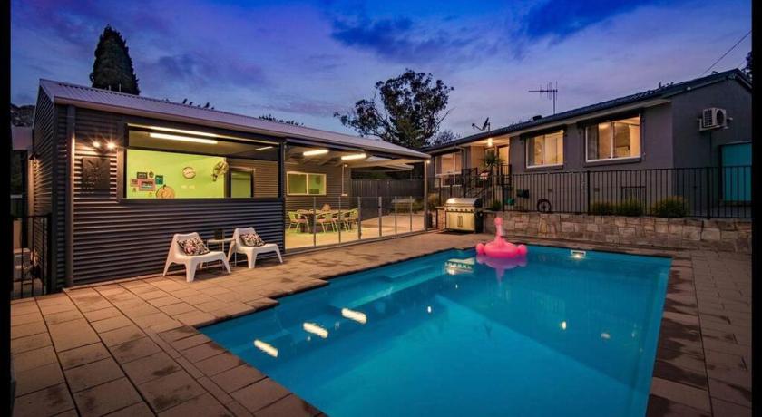 Resort style home pool spa sauna