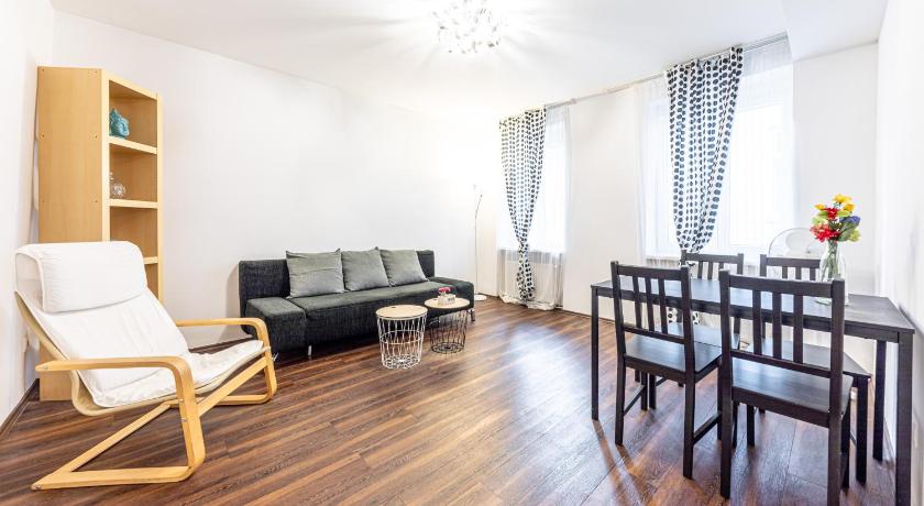 CENTRAL & AFFORDABLE by JR City Apartments