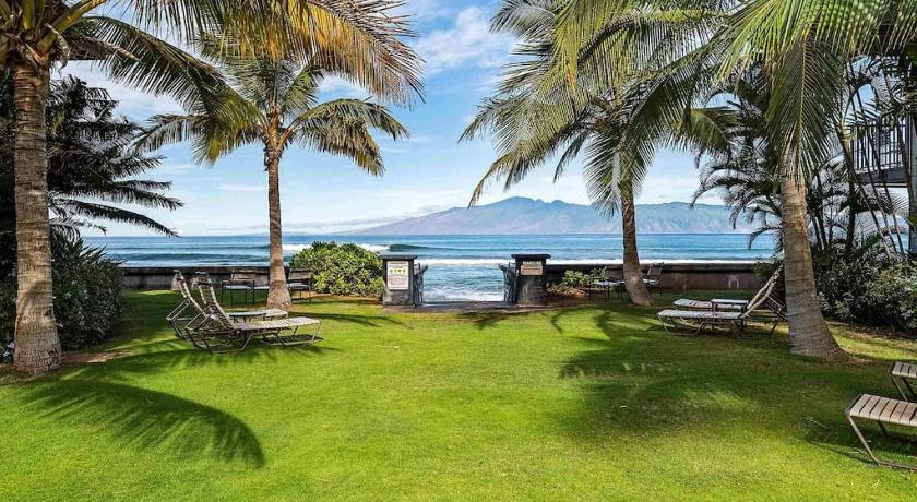 Entire Condo in Lahaina, Maui