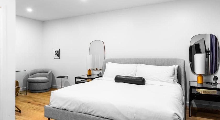 The Phenix Historic DTWN Hotel, King Bed, Room # 311
