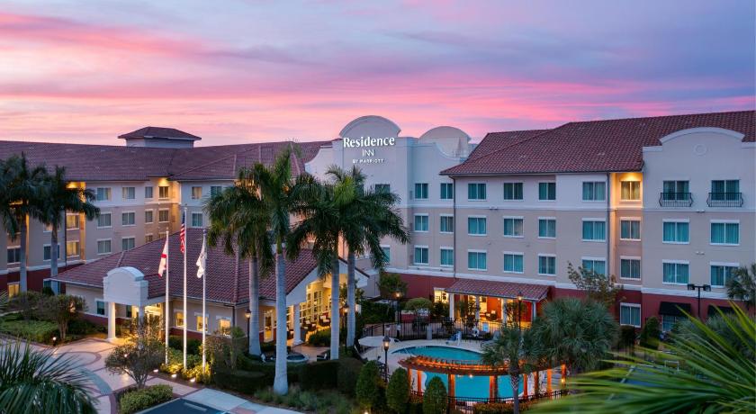 Residence Inn Fort Myers at I-75 and Gulf Coast Town Center