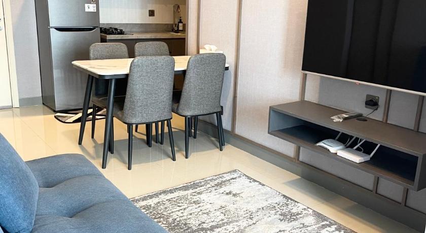 2 BR I ANDERSON I 18floor I above pakuwon mall I the biggest shopping center