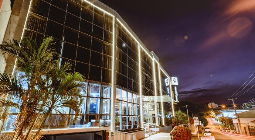 Riellis Center Hotel