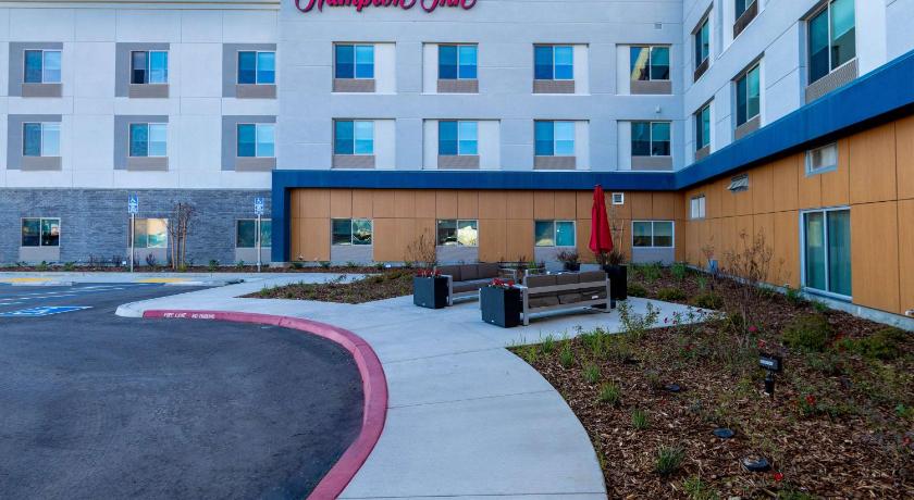 Hampton Inn by Hilton Selma