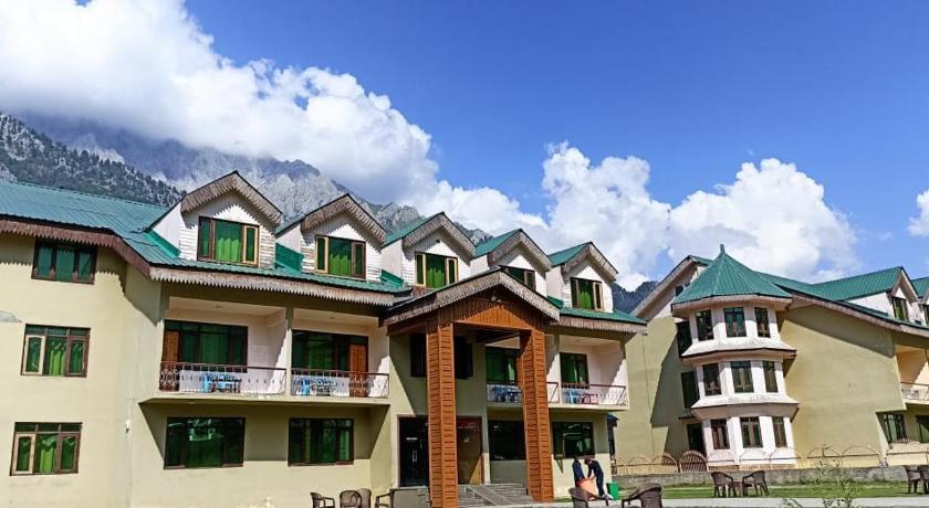 Best place to stay in Sonmarg India - Hotel scenery Sonmarg