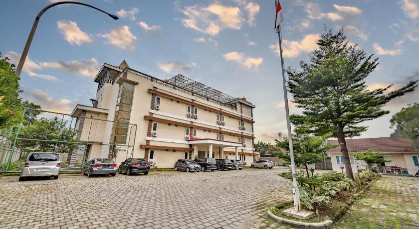 Cinere Inn & Residence
