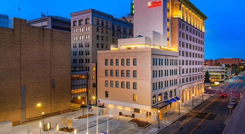 Hilton Garden Inn Flint Downtown